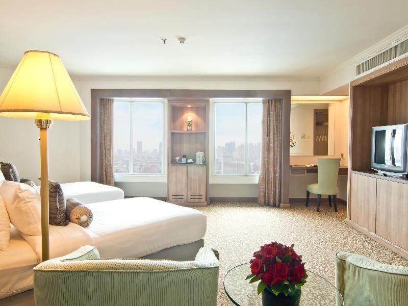 Baiyoke Sky Hotel Бангкок Номер фото